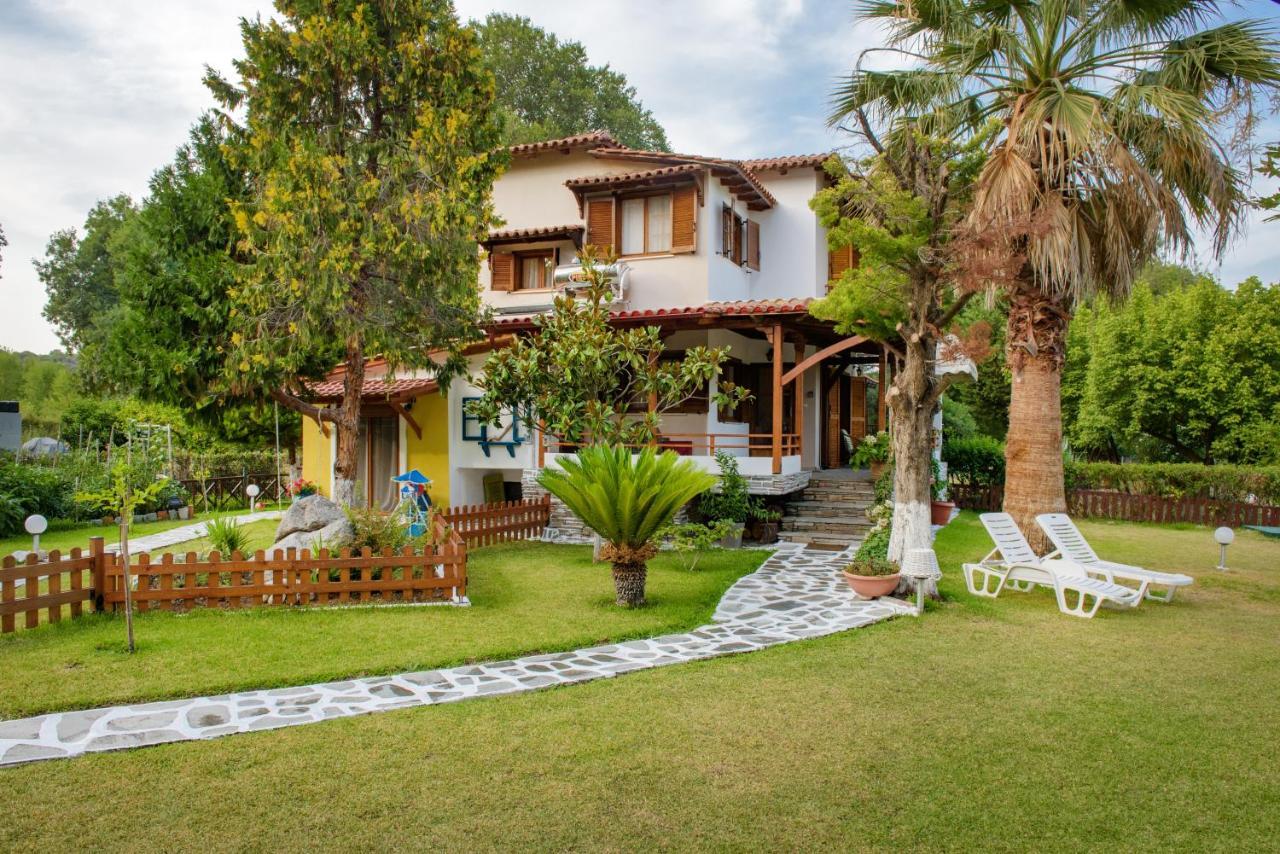 Villa Palmera Иерисос Екстериор снимка