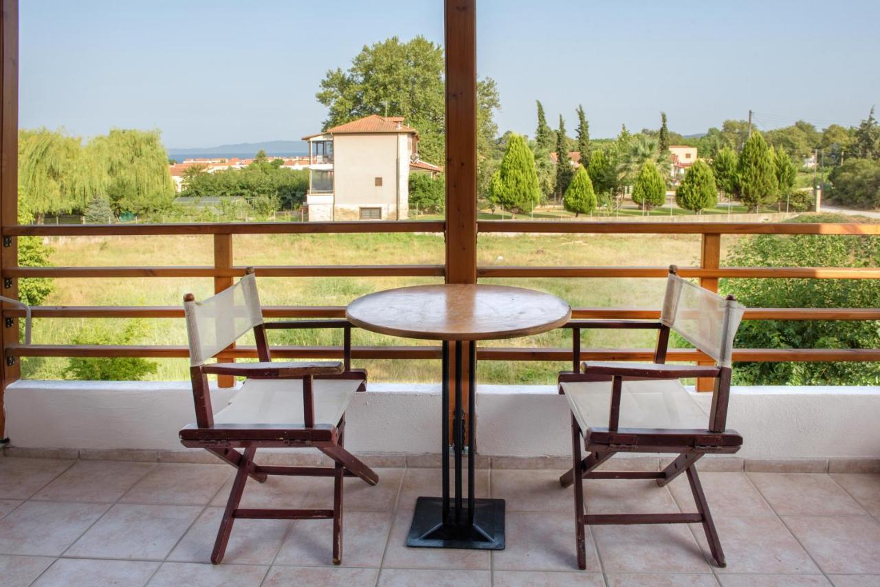 Villa Palmera Иерисос Екстериор снимка