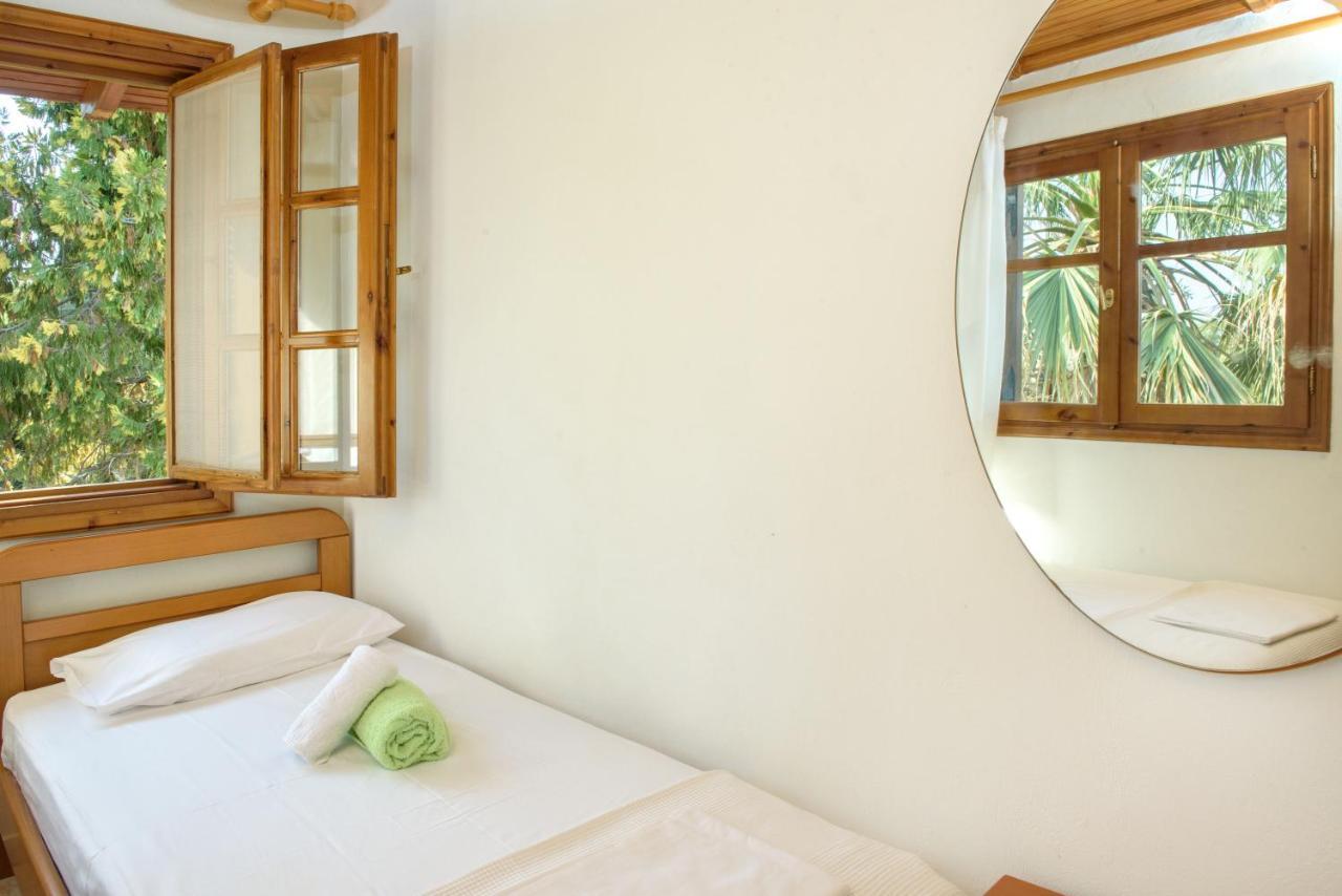 Villa Palmera Иерисос Екстериор снимка